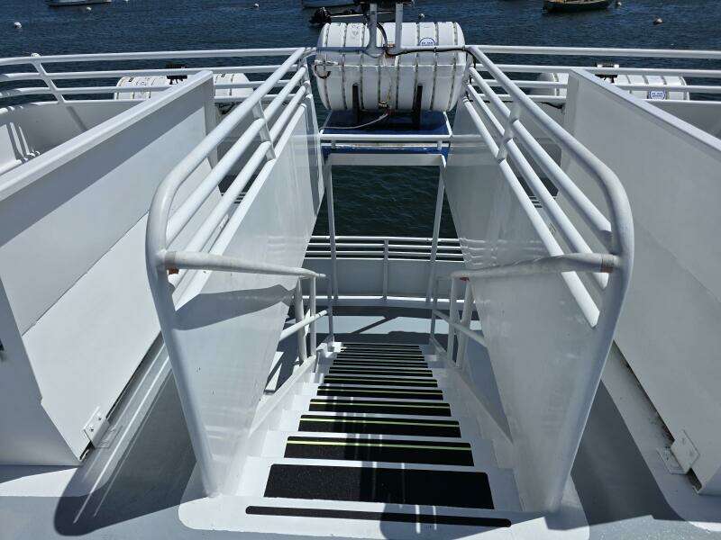 Ocean Thunder 100ft Gulf Craft Yacht For Sale