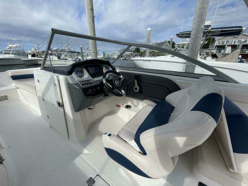 25ft Chaparral Yacht For Sale