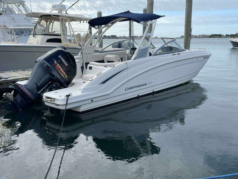 25ft Chaparral Yacht For Sale