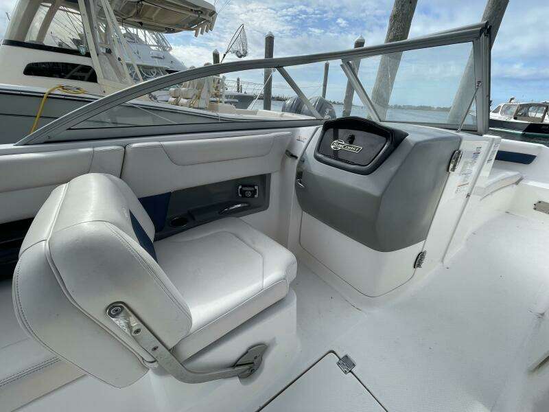 25ft Chaparral Yacht For Sale