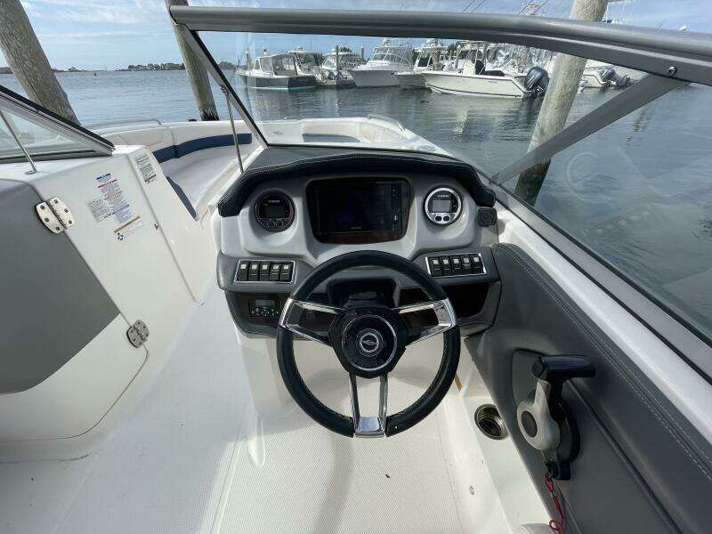 25ft Chaparral Yacht For Sale