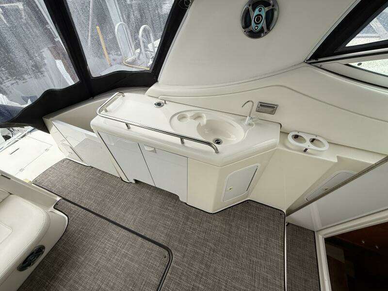 Houligan s Haven 37ft Cruisers Yacht For Sale