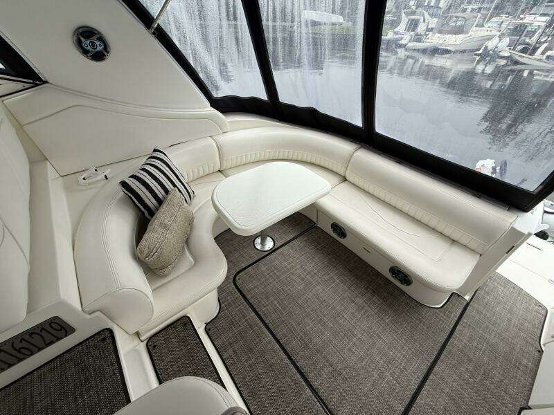 Houligan s Haven 37ft Cruisers Yacht For Sale