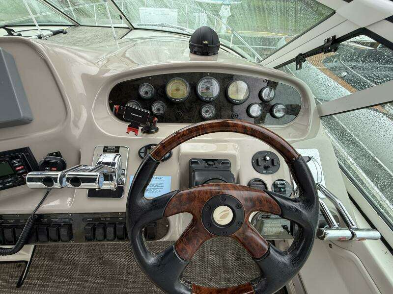 Houligan s Haven 37ft Cruisers Yacht For Sale