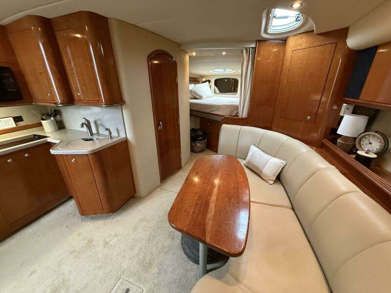 Houligan s Haven 37ft Cruisers Yacht For Sale