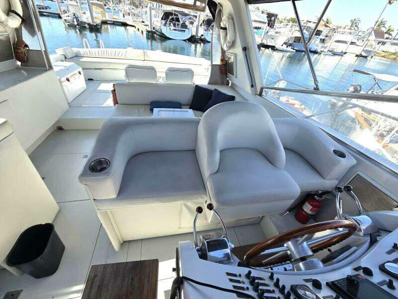 Halcyon 53ft Magnum Yacht For Sale Halcyon 53ft Magnum Yacht For Sale