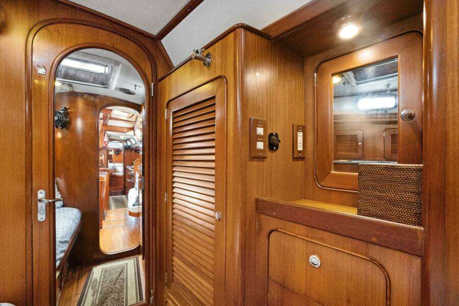 Southern Cross 46ft Hylas Yacht For Sale