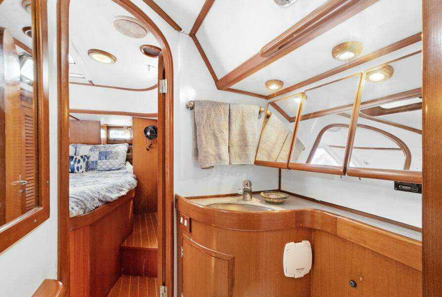 Southern Cross 46ft Hylas Yacht For Sale