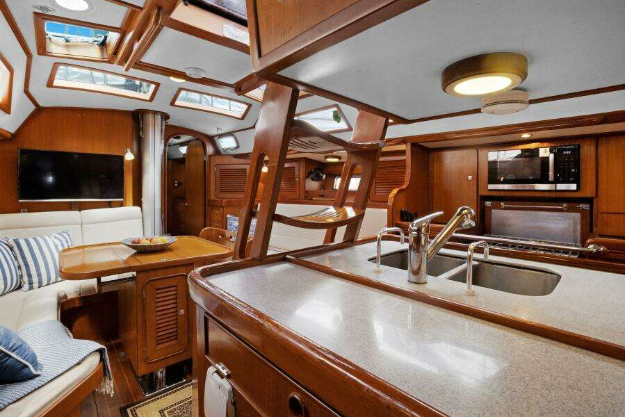 Southern Cross 46ft Hylas Yacht For Sale