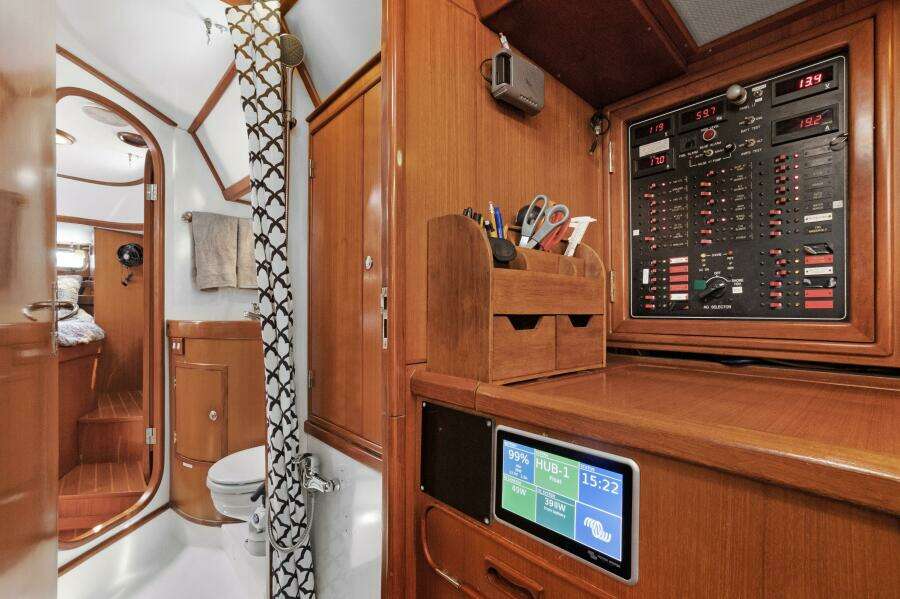 Southern Cross 46ft Hylas Yacht For Sale