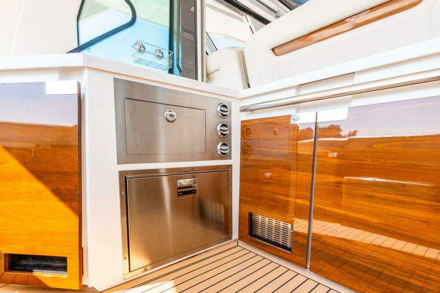 48ft Tiara Sport Yacht For Sale