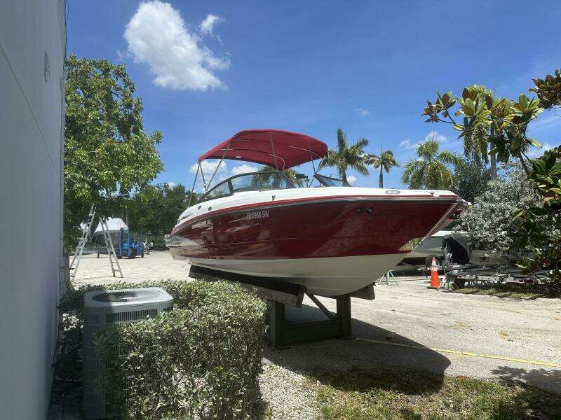 25ft Monterey Yacht For Sale