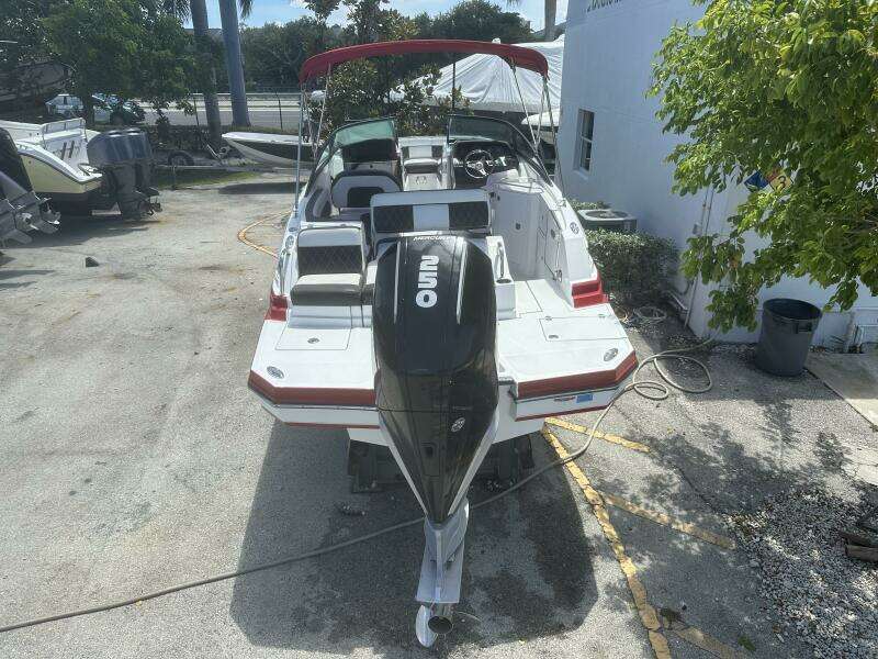 25ft Monterey Yacht For Sale
