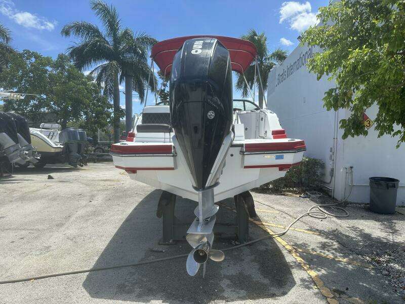 25ft Monterey Yacht For Sale