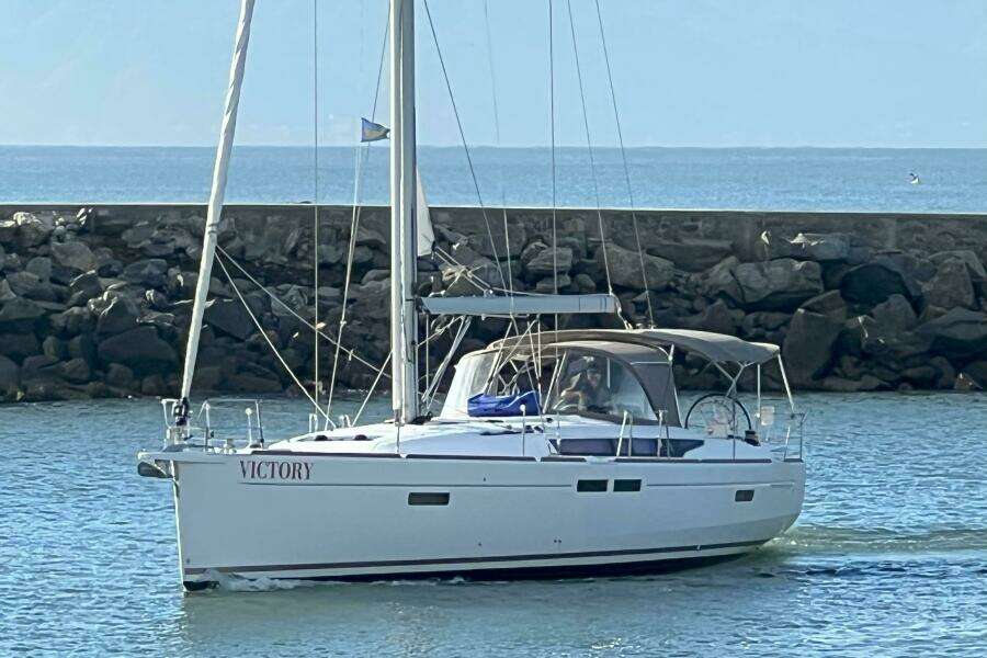 Victory 47ft Jeanneau Yacht For Sale