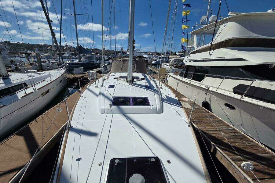 Victory 47ft Jeanneau Yacht For Sale