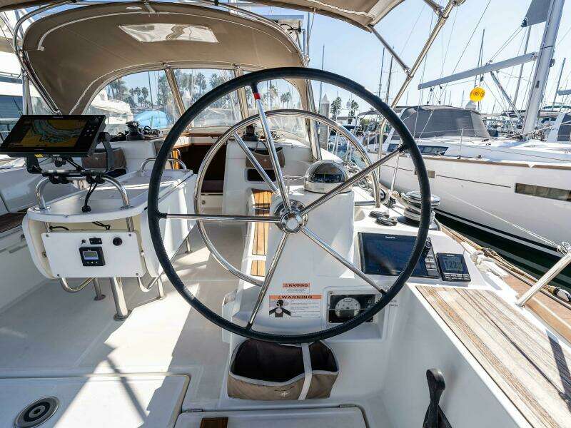 Victory 47ft Jeanneau Yacht For Sale
