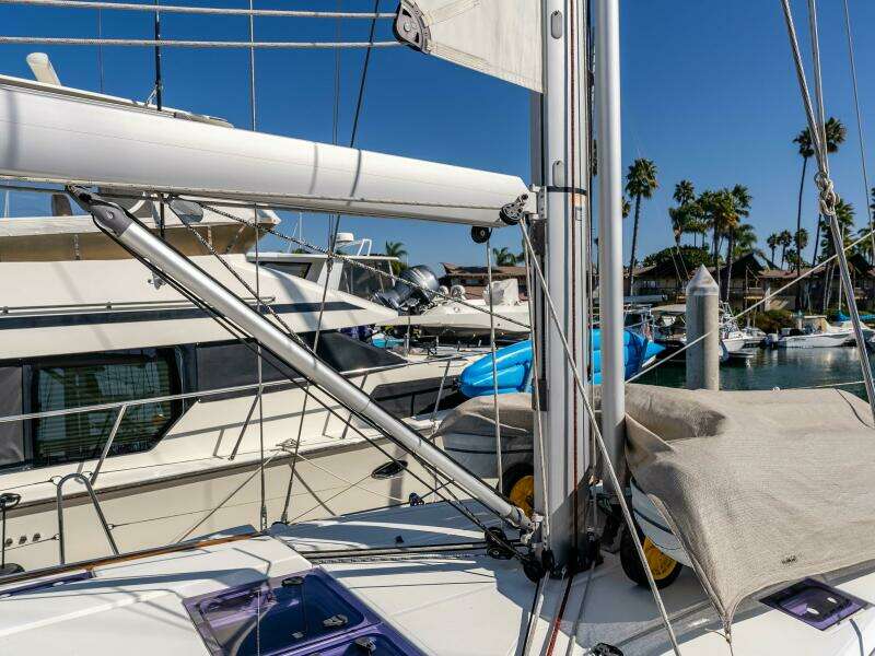 Victory 47ft Jeanneau Yacht For Sale