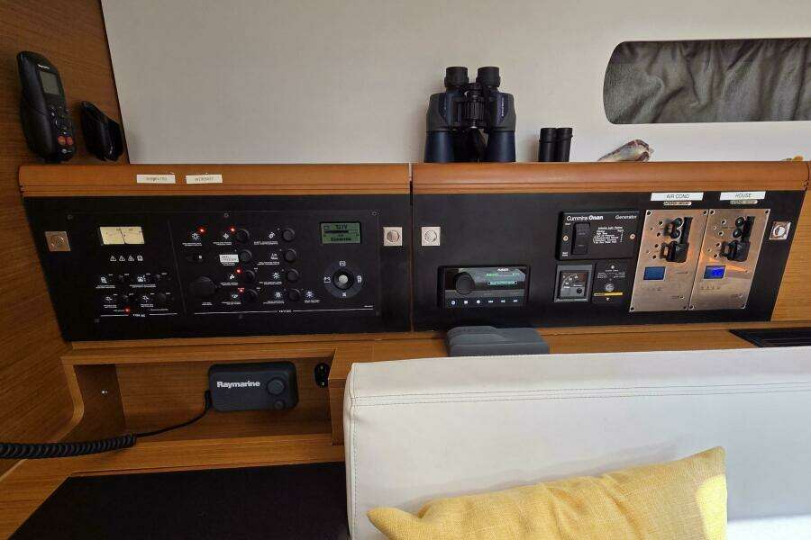 Victory 47ft Jeanneau Yacht For Sale