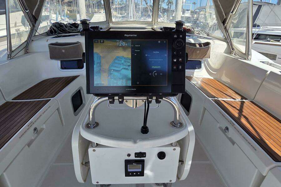 Victory 47ft Jeanneau Yacht For Sale
