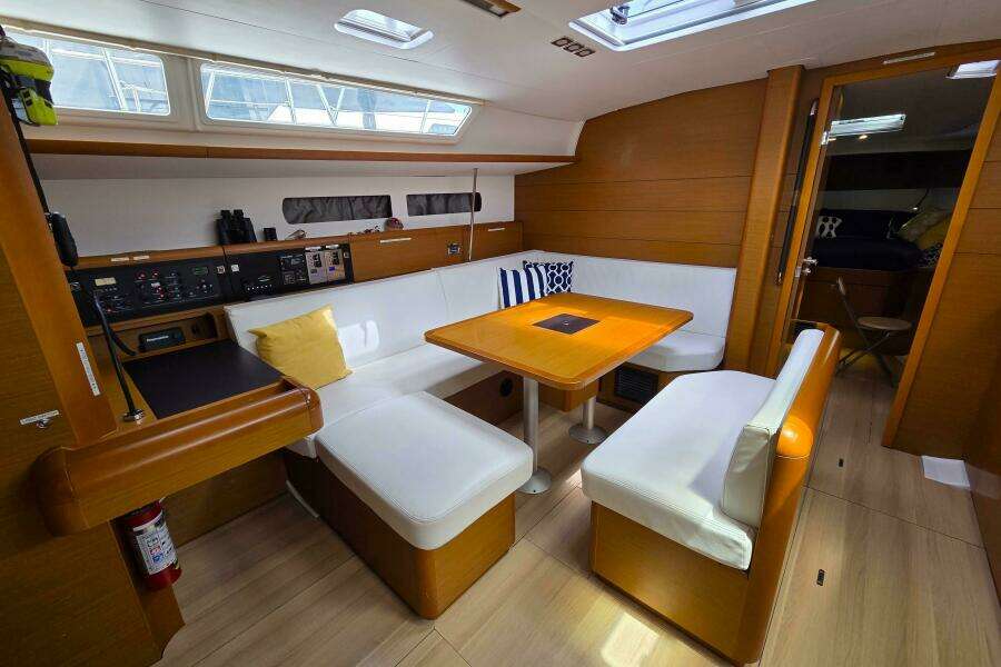 Victory 47ft Jeanneau Yacht For Sale