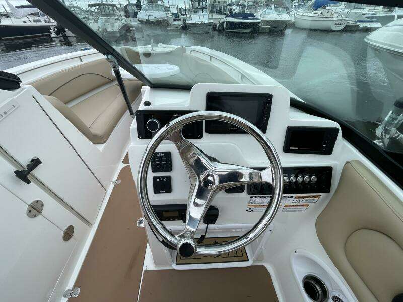 23ft NauticStar Yacht For Sale
