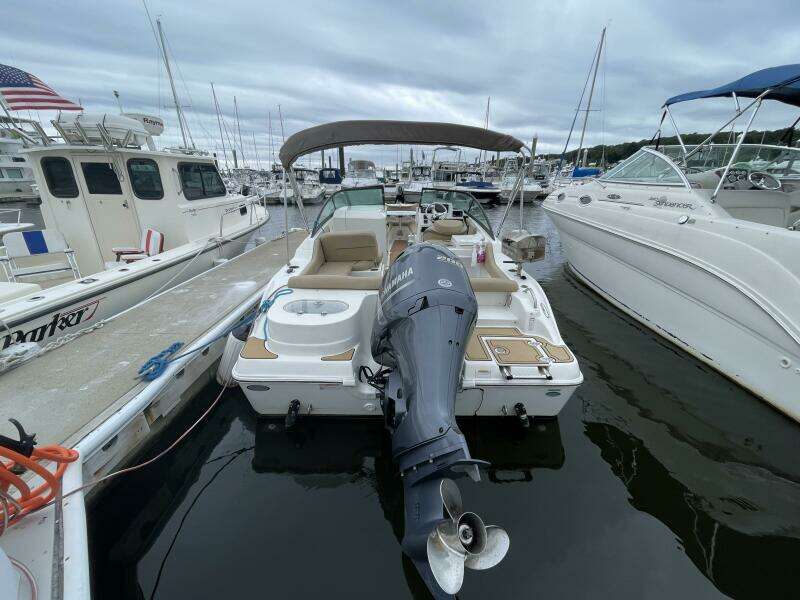 23ft NauticStar Yacht For Sale