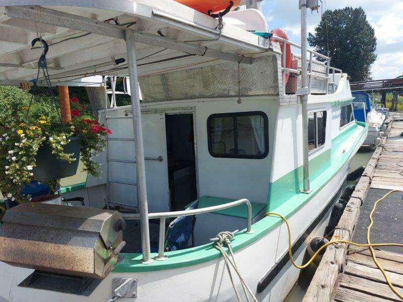 37ft Custom Yacht For Sale