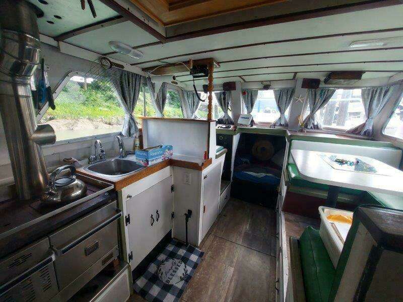 37ft Custom Yacht For Sale