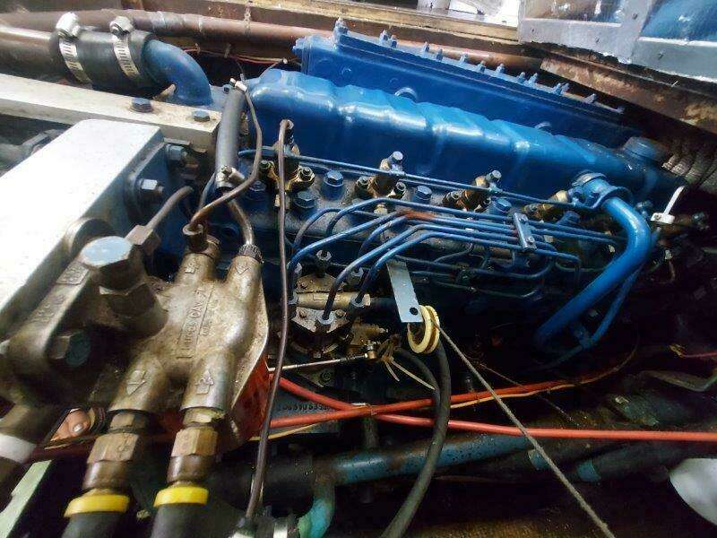 37ft Custom Yacht For Sale