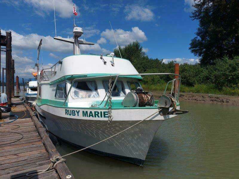 37ft Custom Yacht For Sale