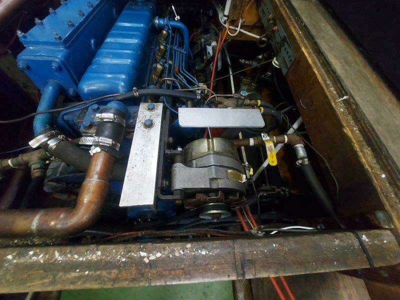 37ft Custom Yacht For Sale