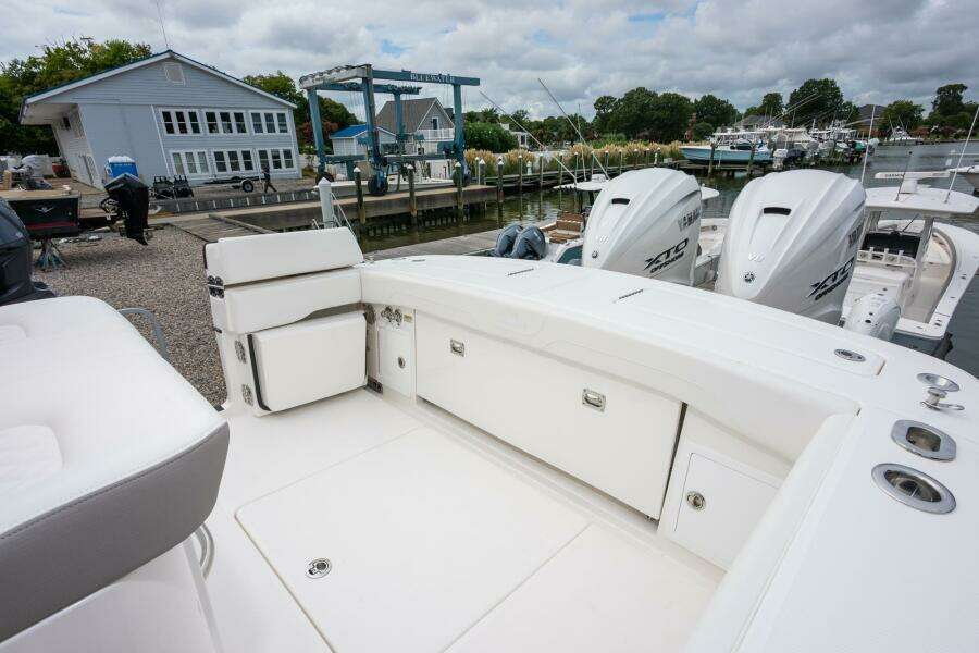 2026 Regulator 31 LR 13