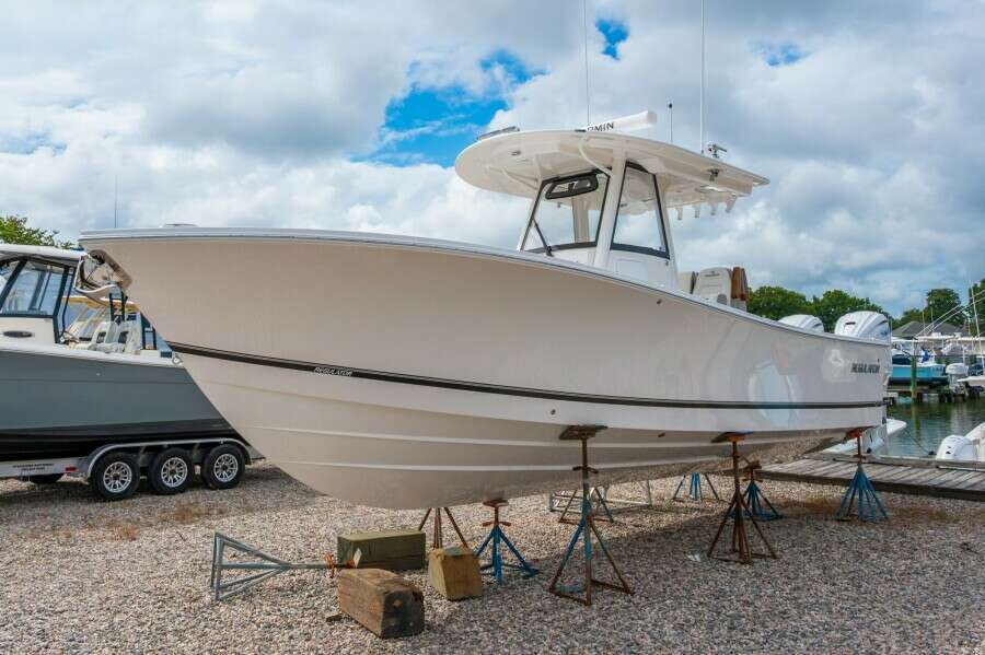 In Stock 31ft Regulator Yacht For Sale