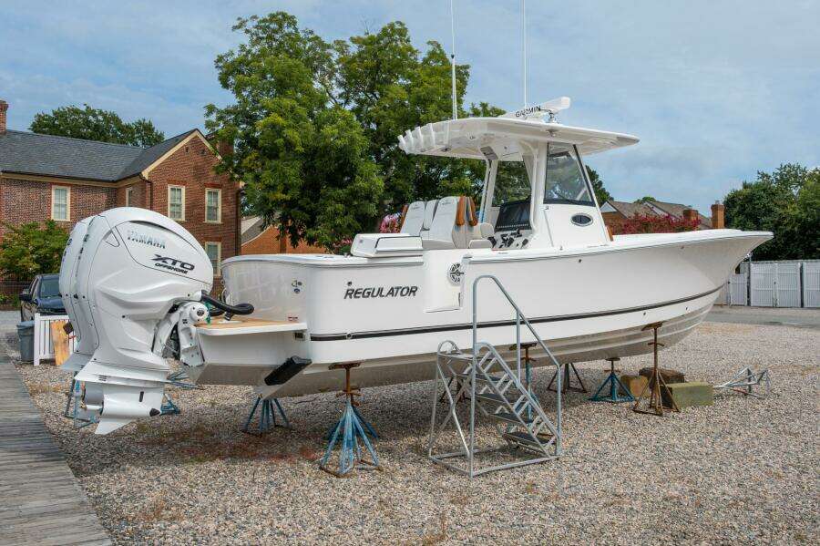 2026 Regulator 31 LR 03