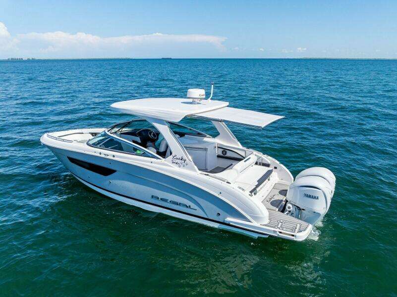33ft Regal Yacht For Sale