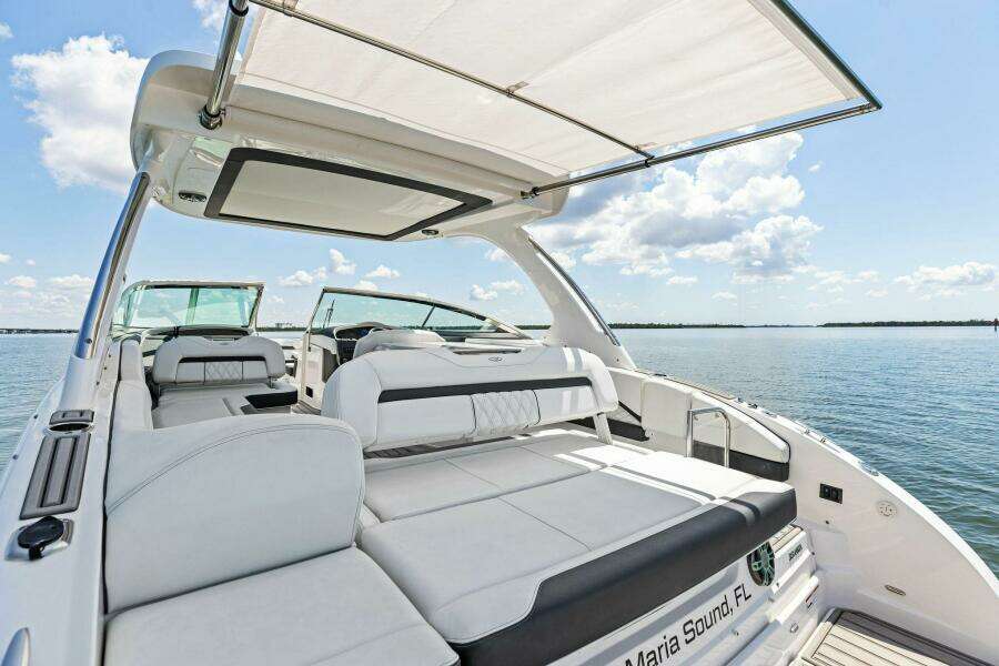 33ft Regal Yacht For Sale