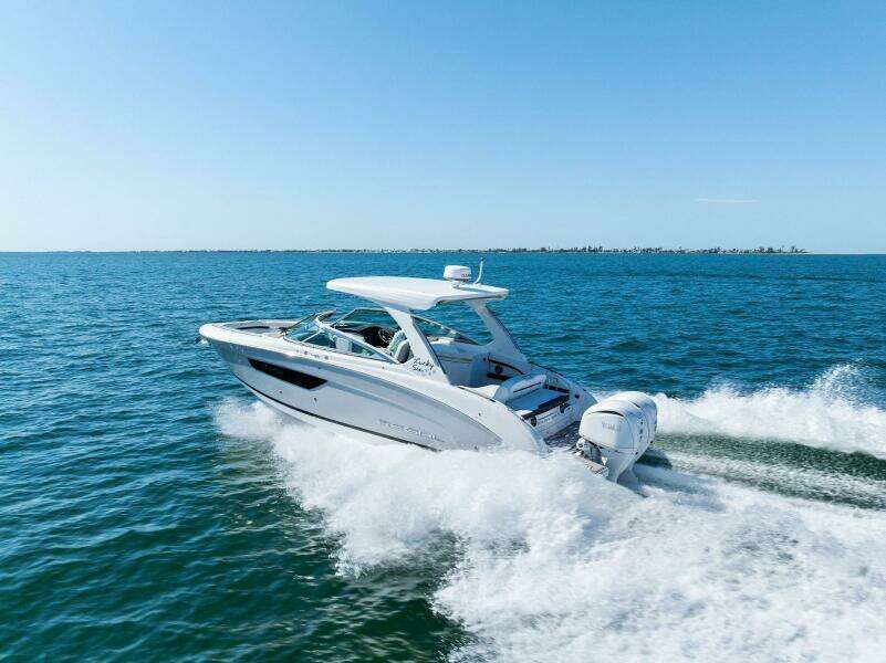 33ft Regal Yacht For Sale