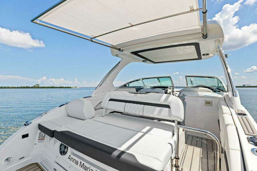 33ft Regal Yacht For Sale