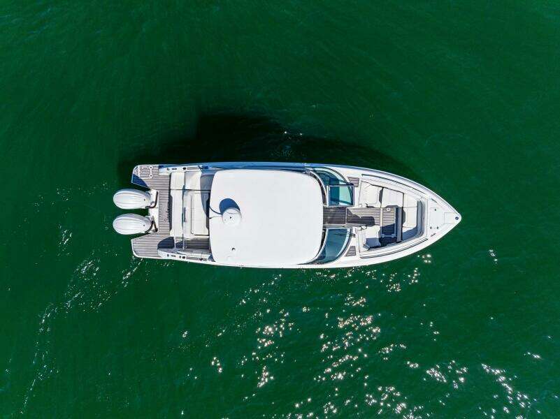 33ft Regal Yacht For Sale