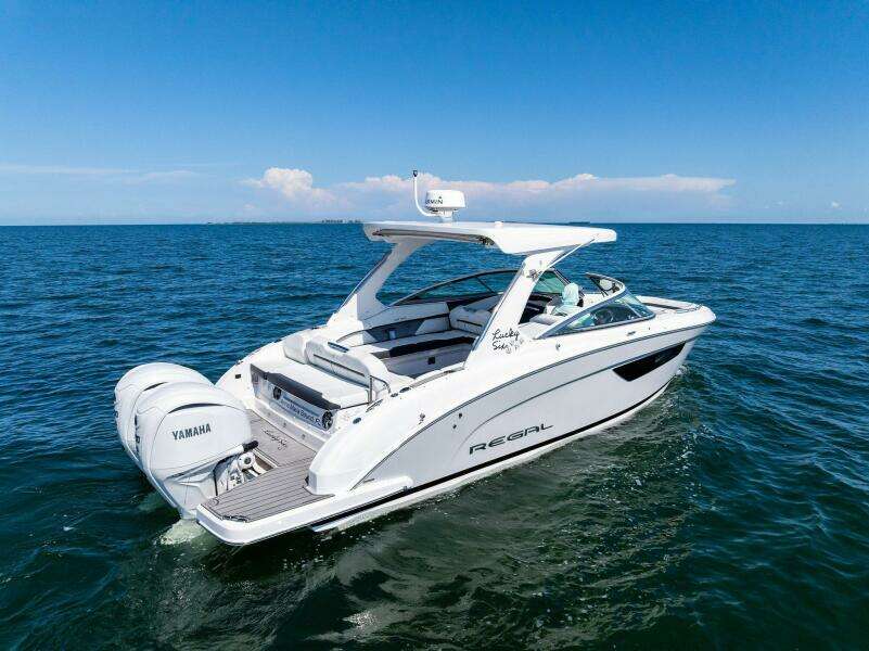 33ft Regal Yacht For Sale