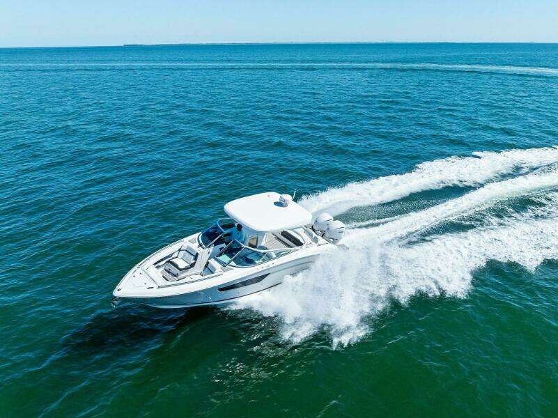 33ft Regal Yacht For Sale