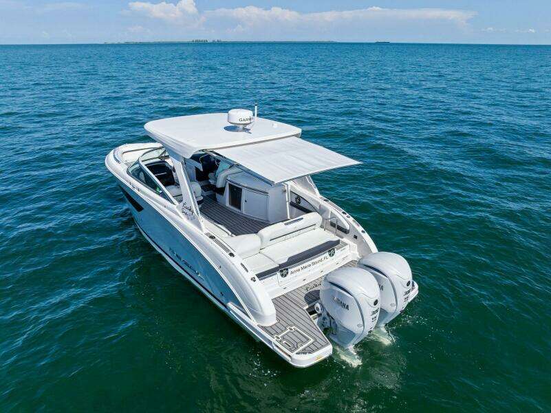 33ft Regal Yacht For Sale