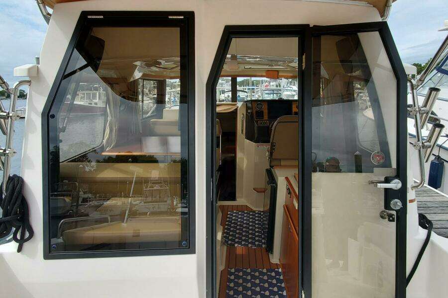 Swell Life 25ft Ranger Tugs Yacht For Sale