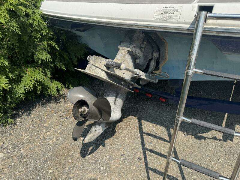 18ft Crownline Yacht For Sale