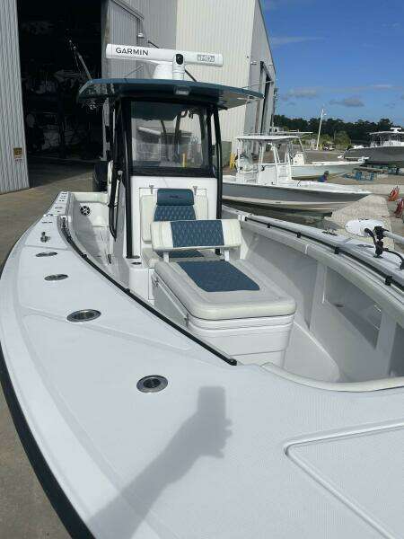 33ft Front Runner Yacht For Sale