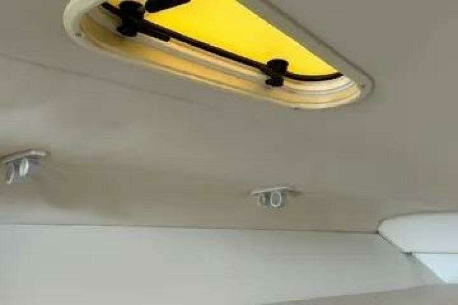 33ft Hydra Sports Yacht For Sale