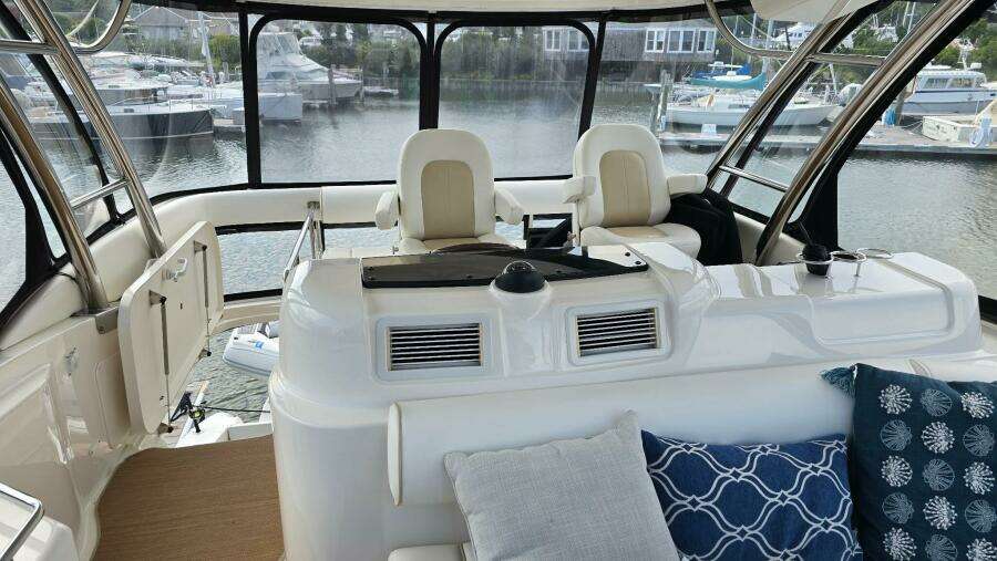 58ft Sea Ray Yacht For Sale