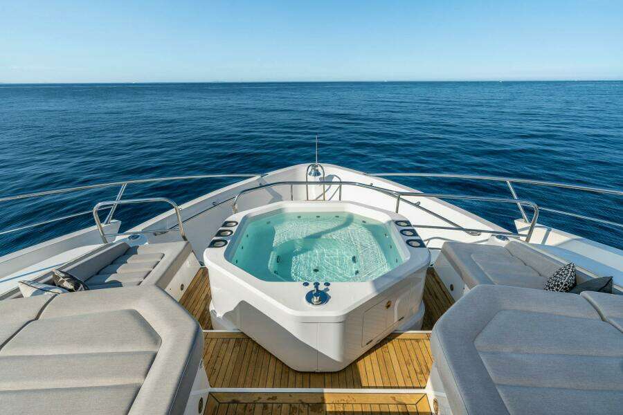 NOROADER 116ft Sunseeker Yacht For Sale