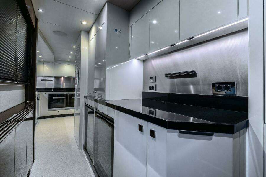 NOROADER 116ft Sunseeker Yacht For Sale